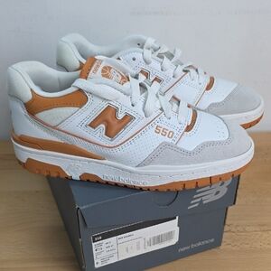 New Balance 550 White & Orange Low-Top Sneakers Men 5.5 Used
